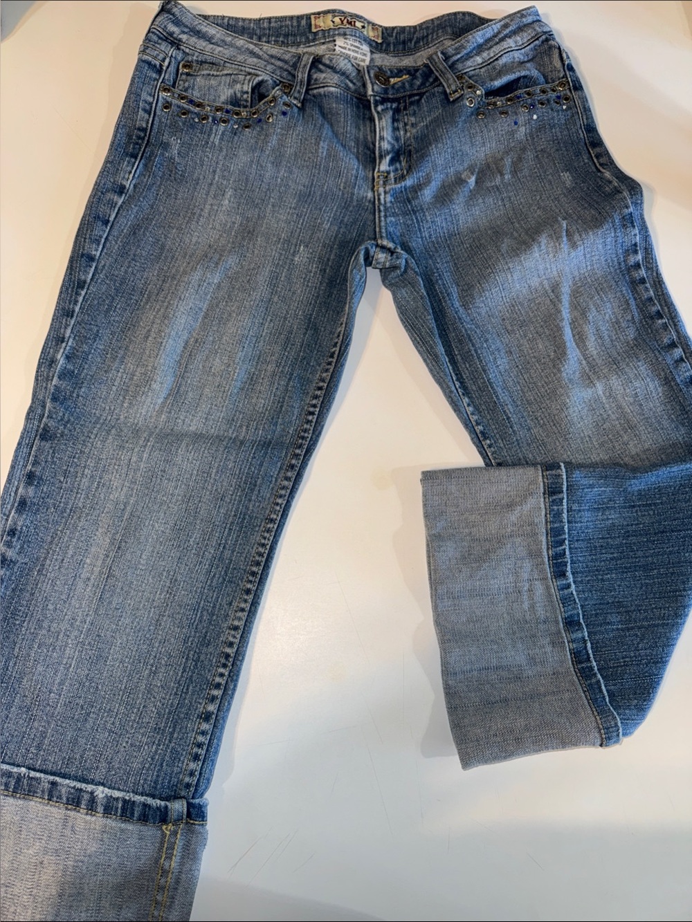 Women’s Y2K YMI Light Blue Cropped Jeans with Stud Accents size 7